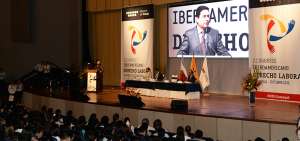Durante la inauguraci&oacute;n del II Congreso Iberoamericano, el ministro Berrezueta efectu&oacute; una intervenci&oacute;n en el Teatro Centro C&iacute;vico Eloy Alfaro.
