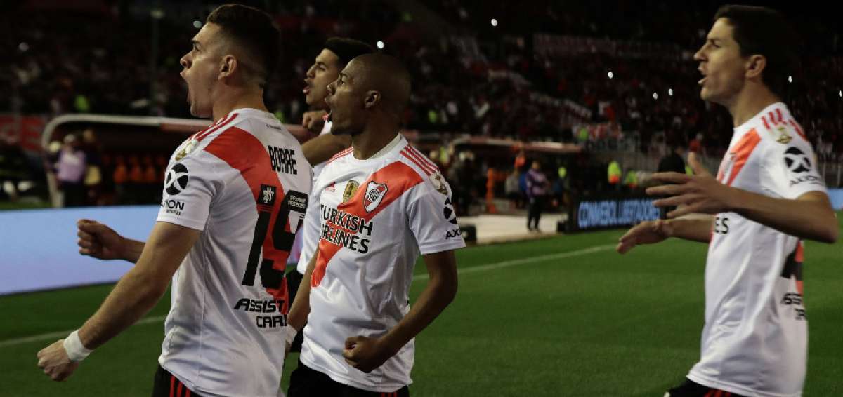 Los goles del cuadro de River fueron concretados por el colombiano Rafael Santos Borr&eacute; y por Ignacio Fern&aacute;ndez.