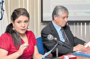 M&oacute;nica Banegas, titular (e) del Cpccs, ofreci&oacute; ayer una rueda de prensa en Guayaquil. FOTO: CARINA ACOSTA