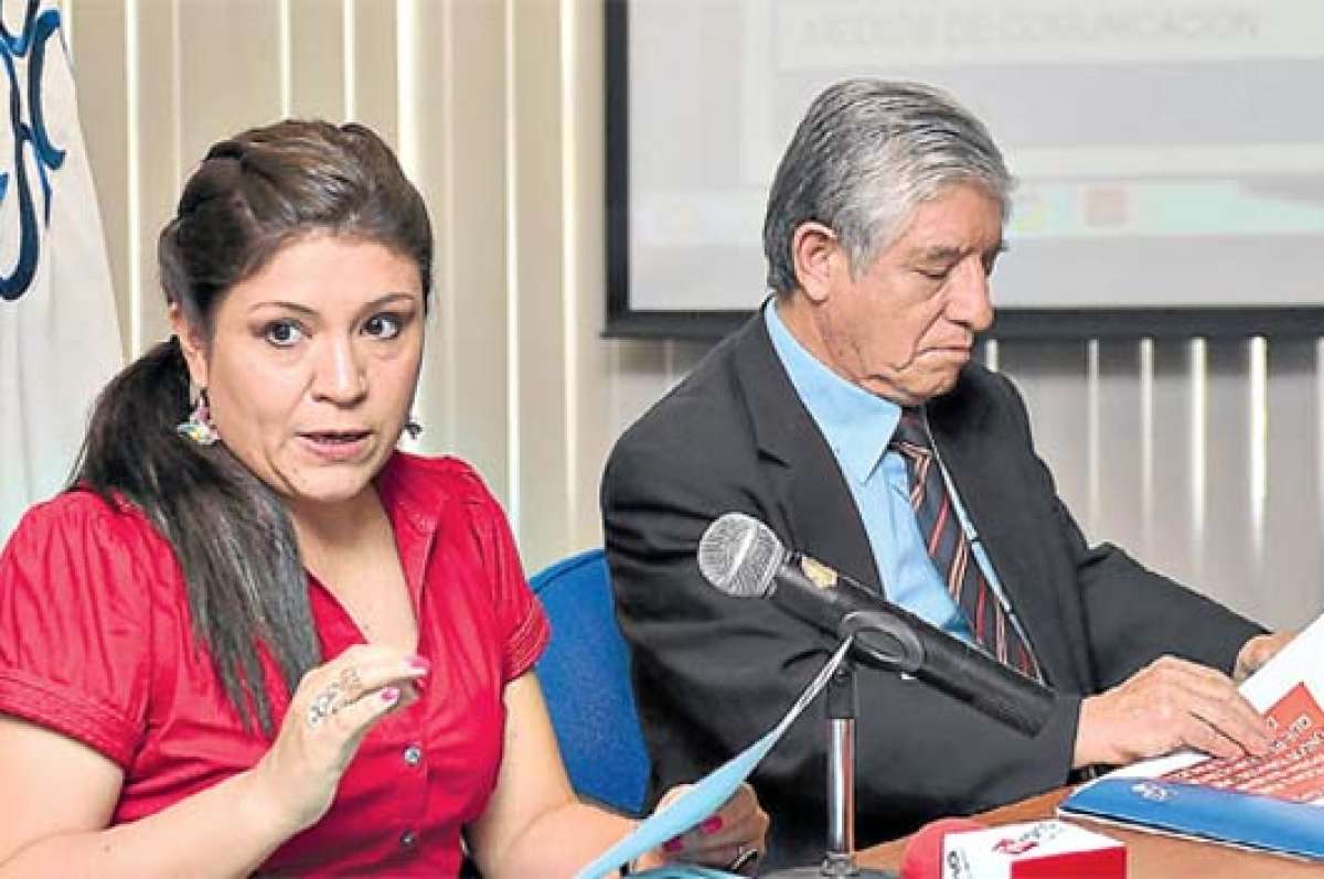 M&oacute;nica Banegas, titular (e) del Cpccs, ofreci&oacute; ayer una rueda de prensa en Guayaquil. FOTO: CARINA ACOSTA