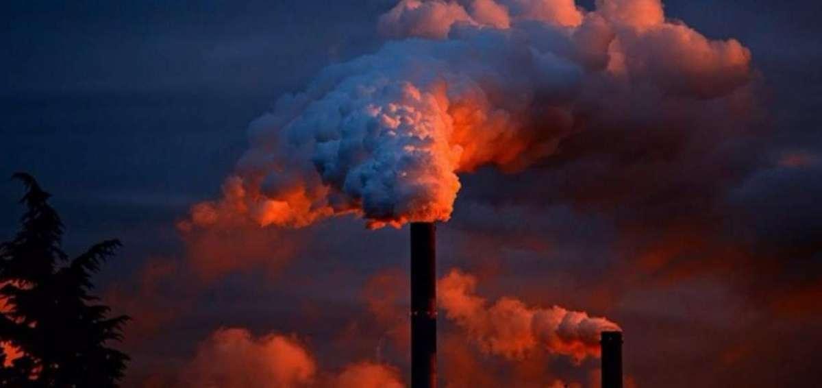 En marzo de 2015, la concentraci&oacute;n mundial media mensual de CO2 en la atm&oacute;sfera super&oacute; por primera vez la barrera de los 400 ppm.