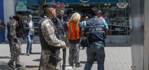 El procesado Carlos C. particip&oacute; en la reconstrucci&oacute;n de los hechos, que cont&oacute; con el apoyo de agentes de Criminal&iacute;stica y de la Fiscal&iacute;a.