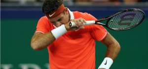 Del Potro abandona final en Shangh&aacute;i por lesi&oacute;n en una mala ca&iacute;da