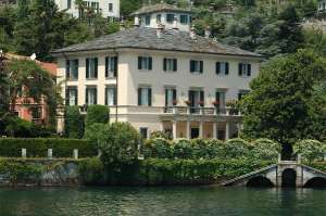 Multas superiores a 500 d&oacute;lares al que se acerque a la casa de George Clooney