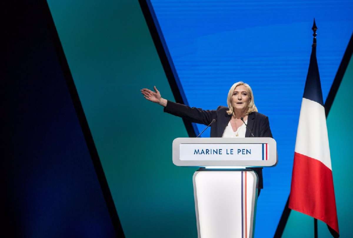El Telégrafo - La Fiscalía francesa investiga a Le Pen por malversación de  fondos