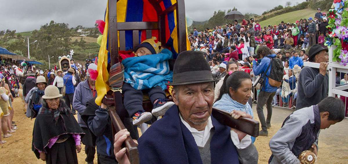 El Inga Palla fusiona el recuerdo de una batalla y la fe a Santa Luc&iacute;a