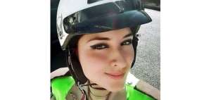 La polic&iacute;a detr&aacute;s de la 'selfie' que caus&oacute; pol&eacute;mica en redes