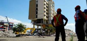 Otro edificio ser&aacute; demolido en Tarqui