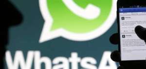 Italia multa a WhatsApp por intercambio de datos con Facebook