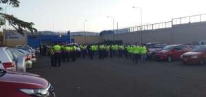 En el operativo de control y requisa participaron 45 oficiales y 250 servidores policiales. 