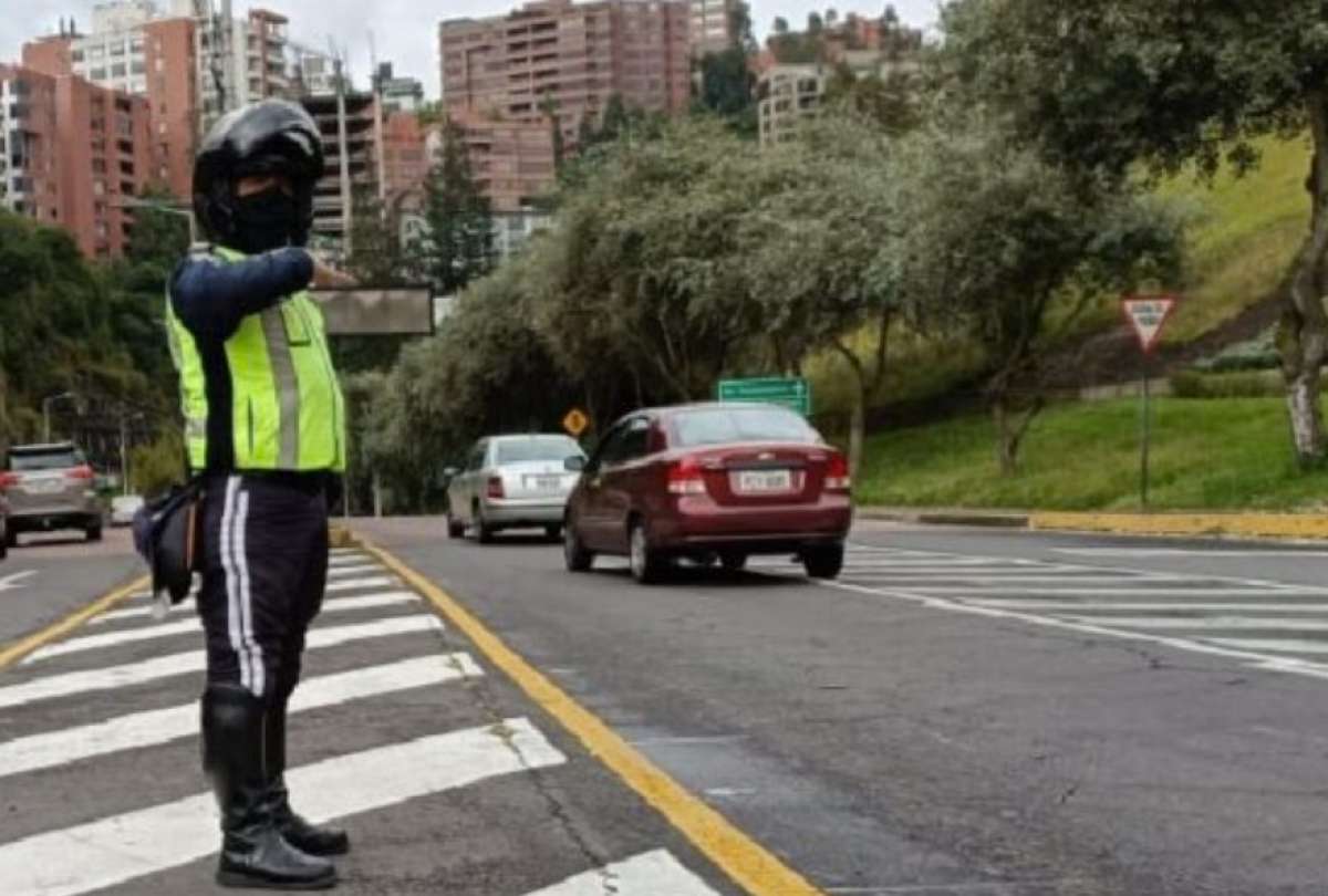 AMT suspende el pico y placa en la tarde por el partido Ecuador vs. M&eacute;xico