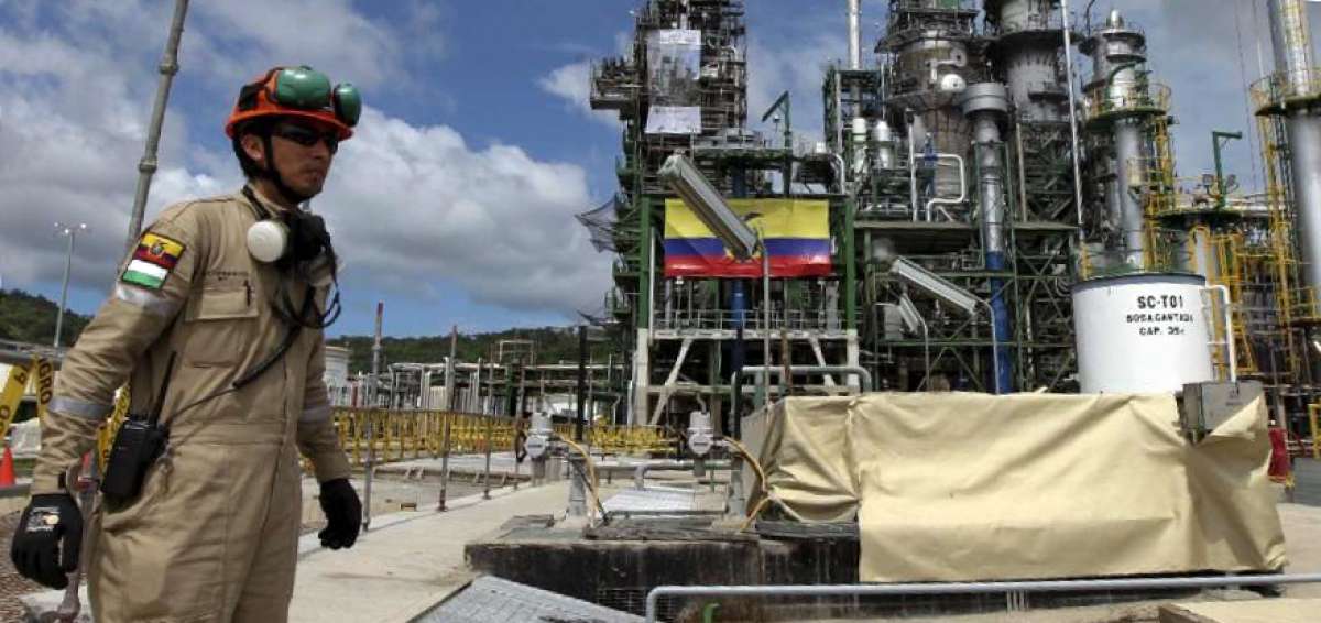 Sectores estrat&eacute;gicos operan al 100%
