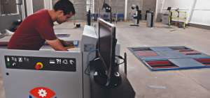 El sistema computarizado -con t&eacute;cnicos mec&aacute;nicos- revisar&aacute; llantas, frenos, suspensiones, emisiones de gases contaminantes y todas las luces.