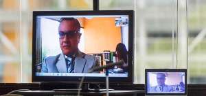 El exsecretario jur&iacute;dico de la Presidencia Alexis M. participa en la audiencia, v&iacute;a teleconferencia, desde Guayaquil.