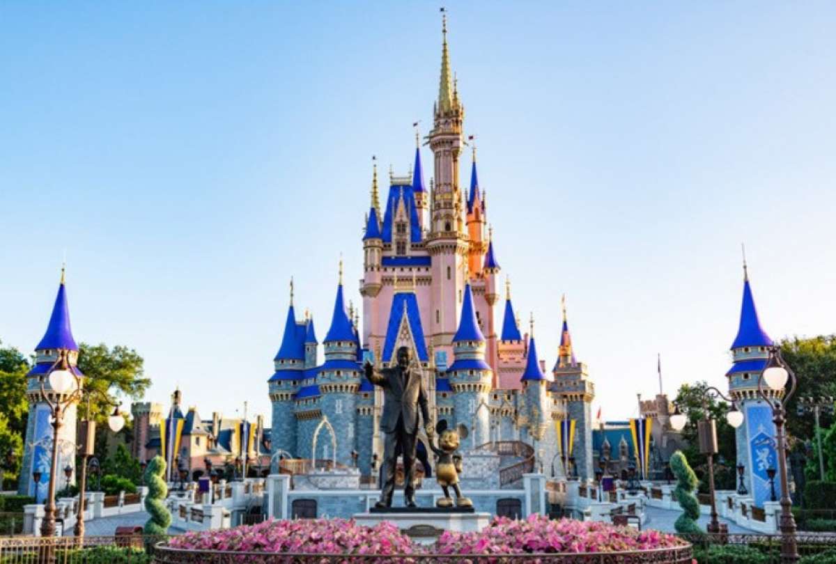 En Disney hay espacios secretos para quienes usan los disfraces de Mickey. 