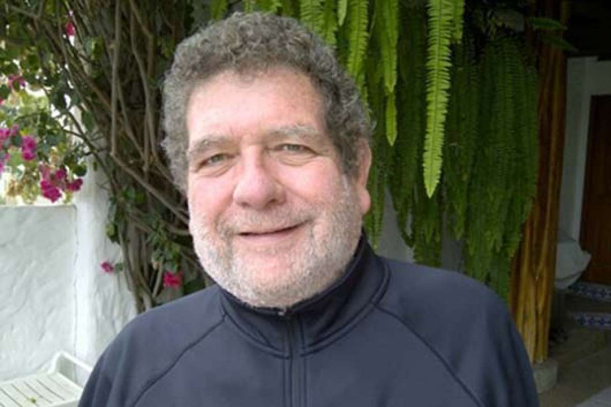Ricardo M&oacute;rtola deja su huella en los estadios del Ecuador