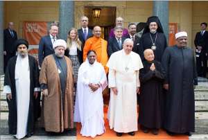 Papa y l&iacute;deres religiosos se comprometen a erradicar la esclavitud para 2020