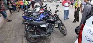 Varias motos fueron retenidas en operativo de control en Basti&oacute;n Popular