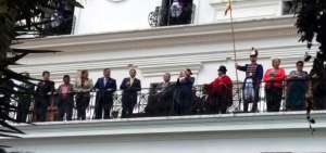 Cambio de Guardia se dio sin presencia del Gabinete Ministerial