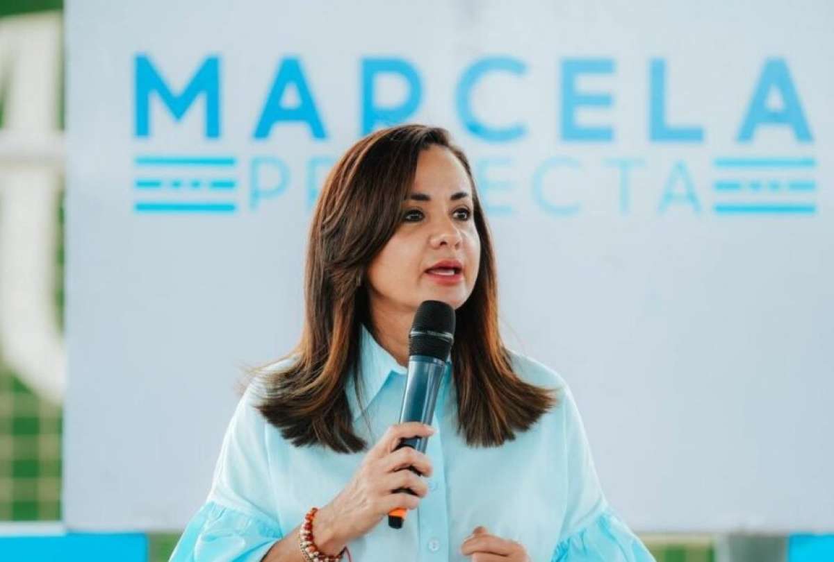 Marcela Agui&ntilde;aga niega presiones y atribuye su renuncia a motivos familiares