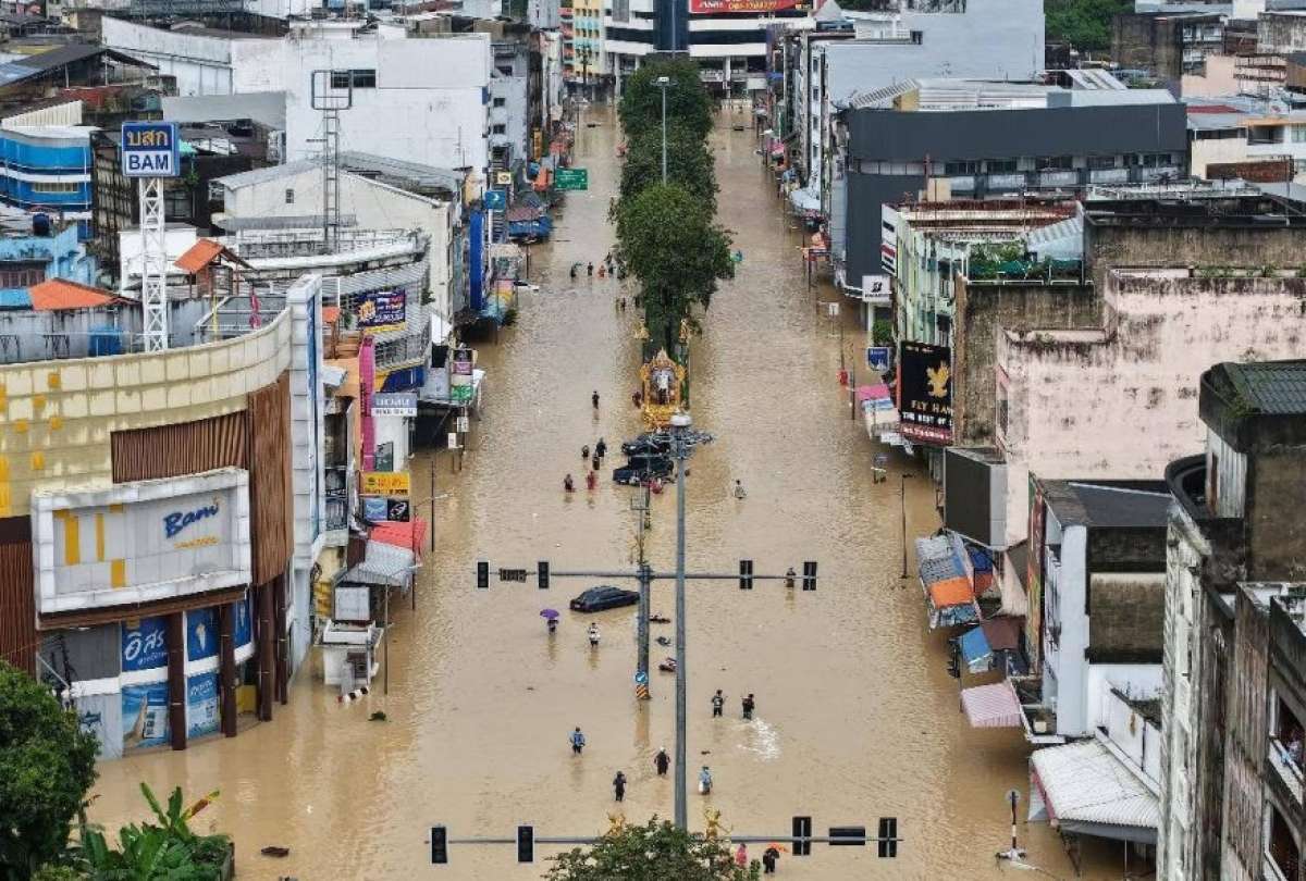 Tailandia está sufriendo por lluvias récord