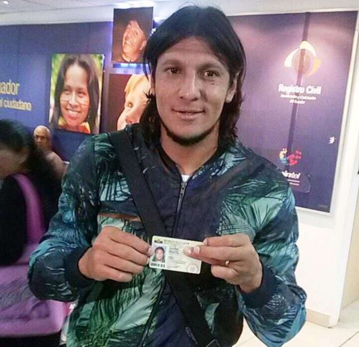 Enrique Vera jugar&aacute; el 2015 como futbolista ecuatoriano. Foto: Tomada de @LaRedEcuador