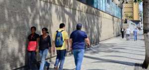 Ente emisor venezolano autoriza a bancos comprar y vender divisas