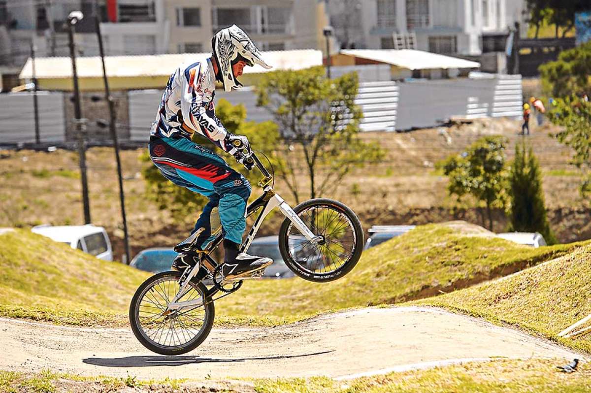 El bicicrosista Jos&eacute; Stacey reapareci&oacute; en los Juegos Nacionales Prejuveniles, tras una lesi&oacute;n. Su nivel fue bajo, por lo que apunta a la temporada 2015. Foto: Santiago Aguirre / El Tel&eacute;grafo