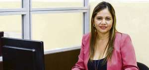 La economista Marlene Mendoza trabaj&oacute; por primera vez como redactora de econom&iacute;a en un diario especializado en finanzas. 