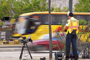 La Comisi&oacute;n de Tr&aacute;nsito del Ecuador explic&oacute; que los operativos de controles de velocidad son permanentes en Guayaquil. Foto: Lylibeth Coloma / El Tel&eacute;grafo