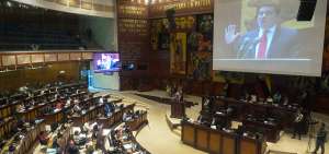 Jos&eacute; Tu&aacute;rez acudi&oacute; a la Asamblea para defenderse de sus acusaciones, lo mismo hicieron los consejeros Rosa Chal&aacute;, Walter G&oacute;mez y Victoria Desintonio.