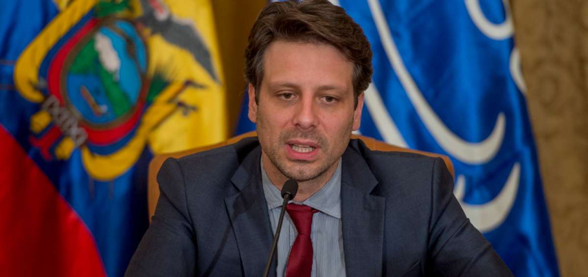 Long participa en cita de la Celac