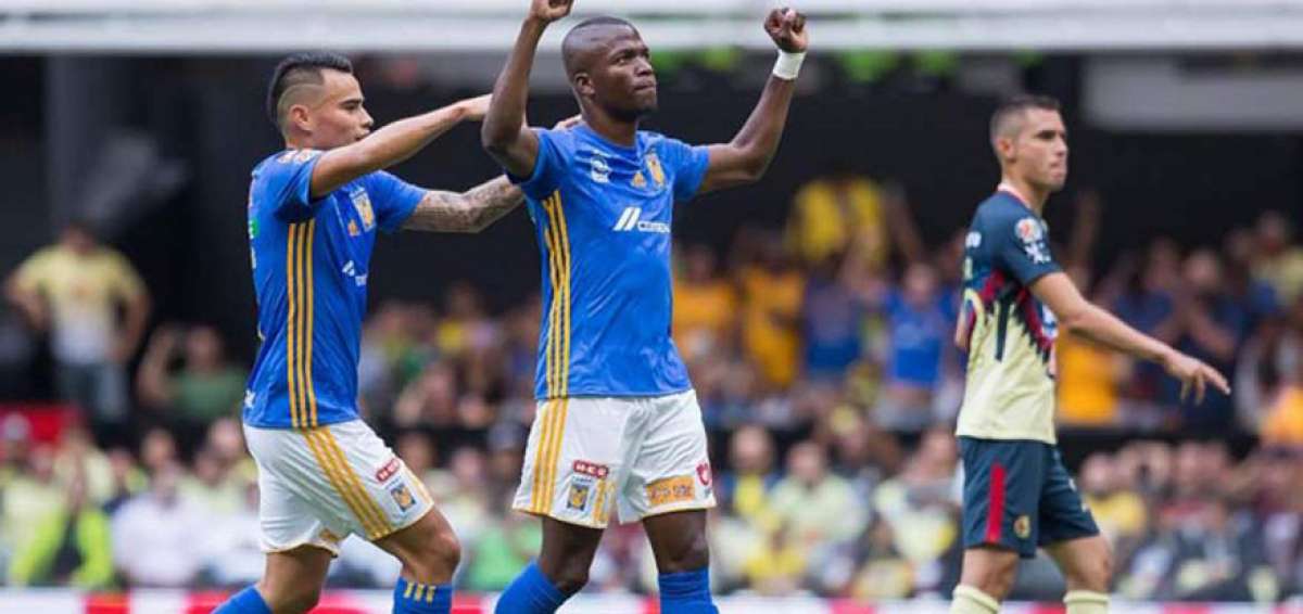 &Eacute;nner Valencia es el m&aacute;s experimentado entre los delanteros de la Tricolor