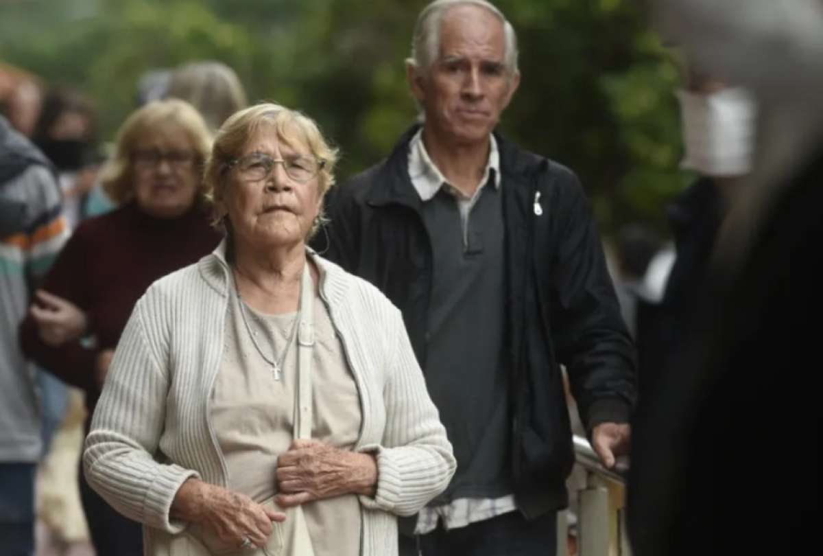 2.294 trabajadores del sector público recibieron su jubilación