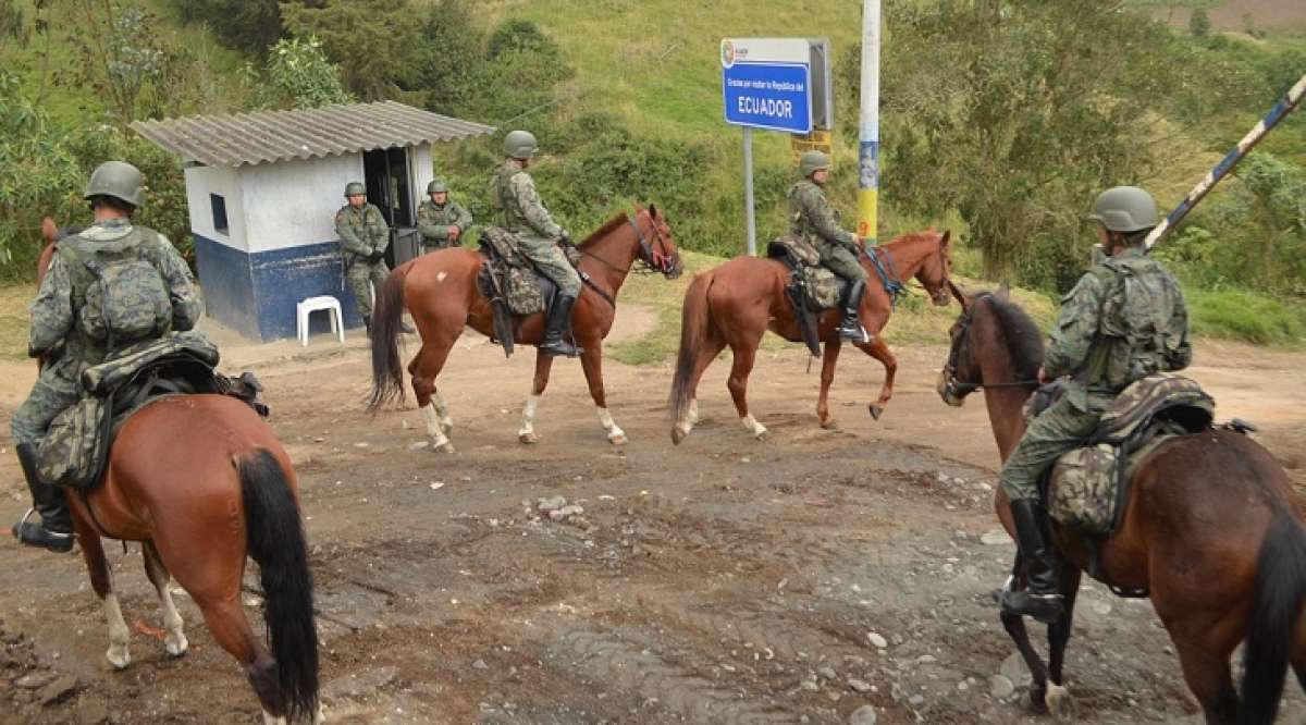 Con los patrullajes se limita la presencia de actividades ilegales en la frontera con Colombia. Foto: Carlos Jim&eacute;nez / El Tel&eacute;grafo