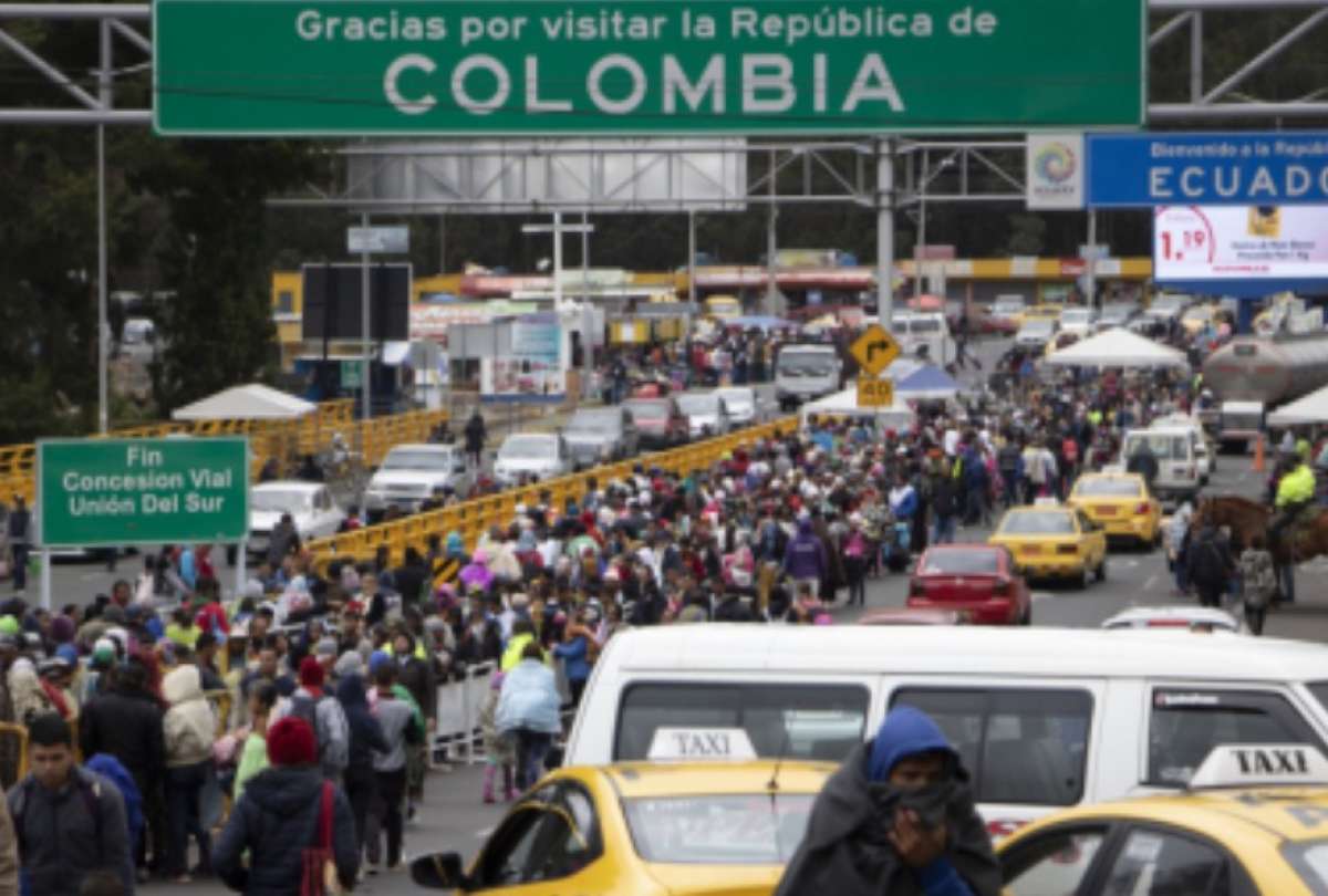 El paso fronterizo de Rumichaca seguir&aacute; operativo como uno de los &uacute;nicos puntos autorizados de ingreso