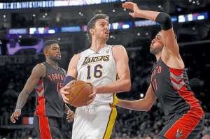 Paul Gasol (c.) logr&oacute; 2 t&iacute;tulos de la NBA con Los Angeles Lakers, su &uacute;ltimo equipo antes de llegar a los Chicago Bulls. Foto: Archivo