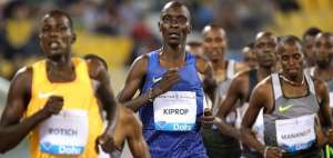 Asbel Kiprop domin&oacute; el 1.500 metros (3:32.15), por delante de tres de sus compatriotas y ante la mirada del brit&aacute;nico Sebastian Coe, dos veces campe&oacute;n ol&iacute;mpico de la distancia (1980, 1984).