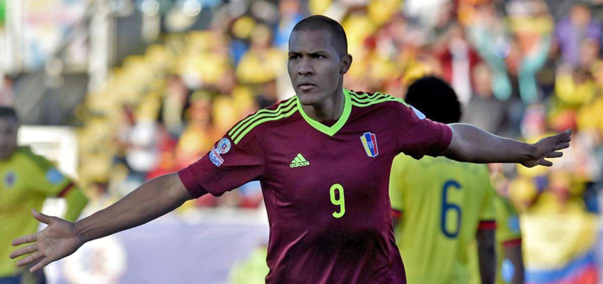Salom&oacute;n Rond&oacute;n es la tercera baja en Venezuela