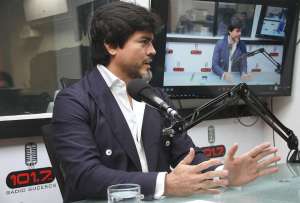 El ministro de Gobierno criticó la campaña sucia que llevaría a cabo el correísmo para desgastar la imagen de Daniel Noboa. 