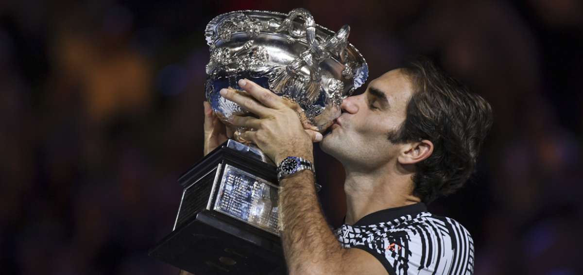 Federer puede con Nadal en una memorable final y alcanza su 18&ordm; Grand Slam