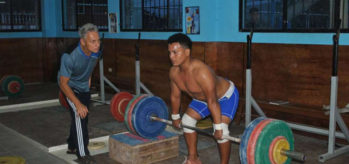 Cristian Zurita obtuvo este a&ntilde;o una medalla de plata y dos bronces en el Mundial Juvenil de Uzbekist&aacute;n.