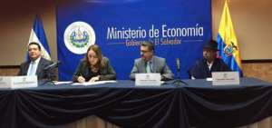 Los equipos negociadores de ambos pa&iacute;ses se reunieron en San Salvador para finiquitar el Acuerdo de Alcance Parcial de Complementaci&oacute;n Econ&oacute;mica.