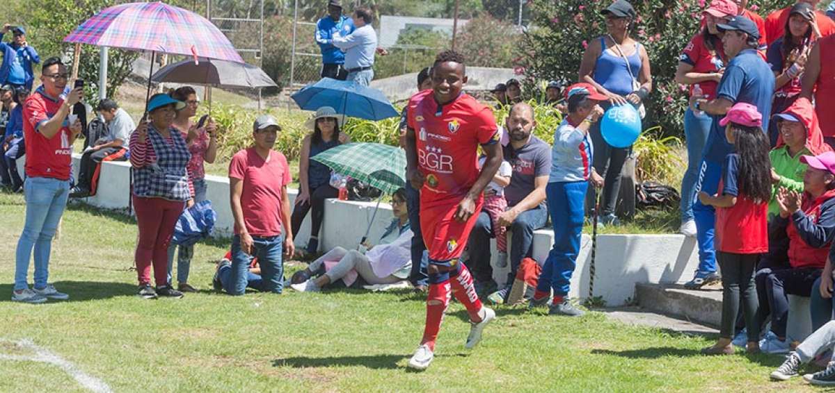 El defensa Miguel Segura es una de las nuevas incorporaciones de El Nacional para esta temporada. Llega procedente de Fuerza Amarilla. 