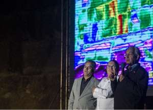 El ministro de Antig&uuml;edades egipcio, Mahmud Eldamaty, durante la conferencia de prensa. Foto: AFP