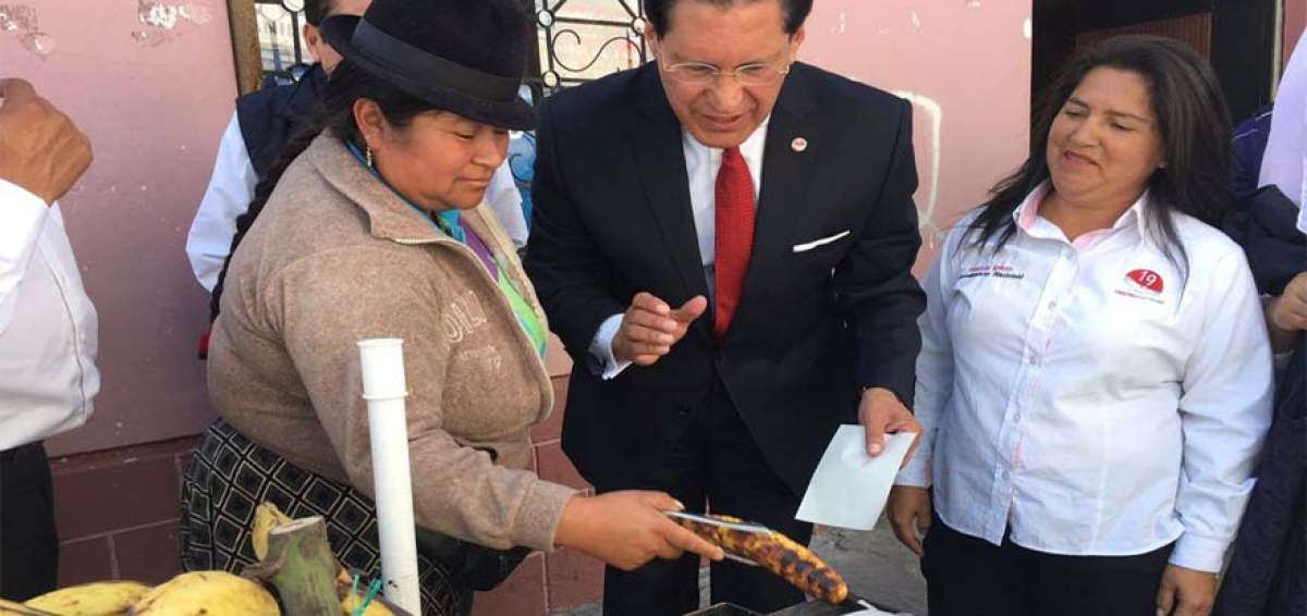 Pes&aacute;ntez recorri&oacute; Latacunga el martes.