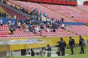 Las mallas del estadio Ol&iacute;mpico Atahualpa fueron retiradas en su totalidad en enero. Foto: &Aacute;lvaro P&eacute;rez |  El Tel&eacute;grafo
