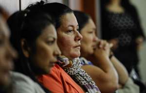 Las esposas de las v&iacute;ctimas desaparecidas en el operativo de 2003 acudieron a la audiencia de dictamen, desarrollas en la CNJ. Foto: &Aacute;lvaro P&eacute;rez / EL TEL&Eacute;GRAFO