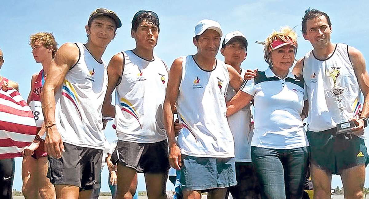 Los seleccionados de cross country cuando se consagraron vicecampeones panamericanos en Colombia. Archivo / El Tel&eacute;grafo