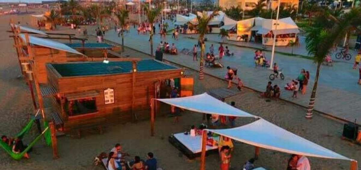 En 2017 los turistas visitaron las costas ecuatorianas en este feriado.